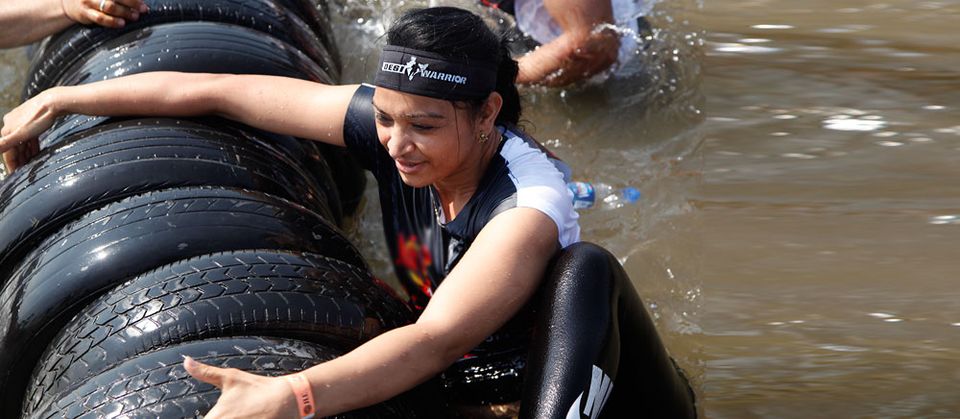 Dubki Maar obstacle at a Desi Warrior event